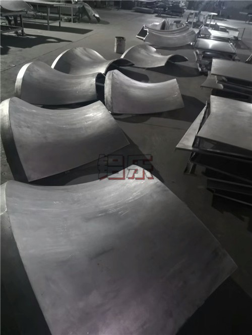 铝单板的喷涂工艺和固化工艺介绍双曲铝单板